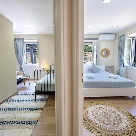 The Captain's Bridge *