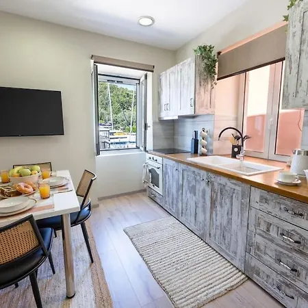 Apartment The Captain's Bridge Gaios